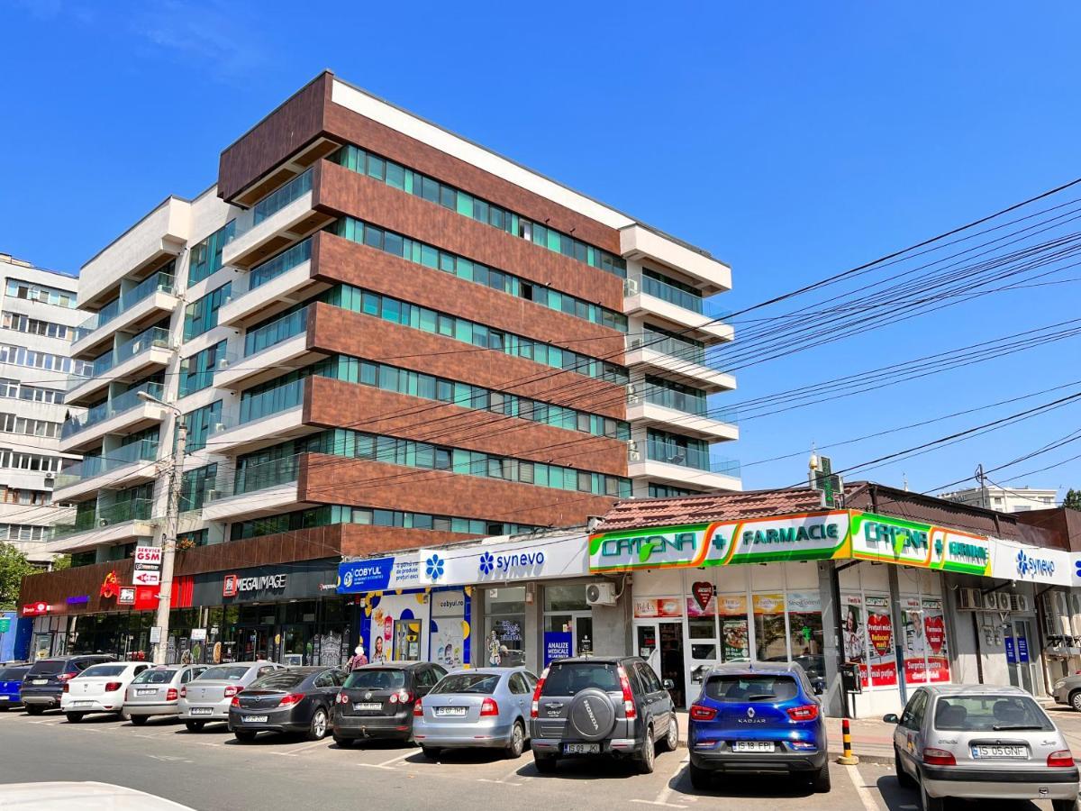 Central Metropolitan Bright 2 이아시 외부 사진